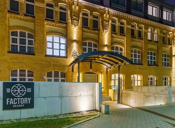 Factory Resort mieści się w zrewitalizowanej dawnej fabryce kosmetyków