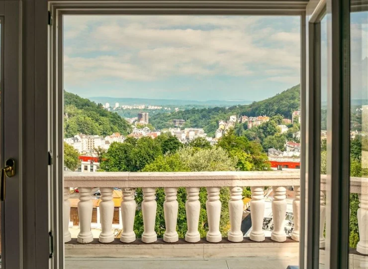 Każdy pokój ma balkon