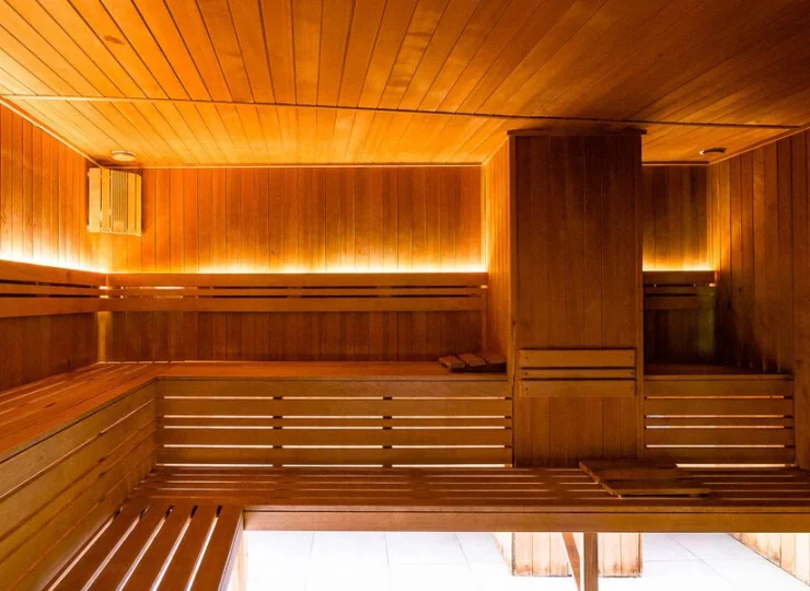 Goście mogą skorzystać ze strefy saun