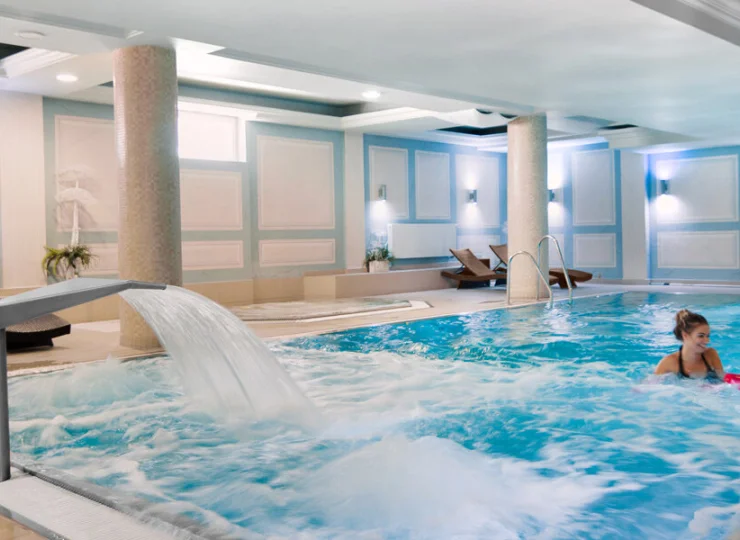 Hotel miejski z basenem i przestronną strefą wellness & SPA