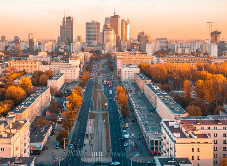 Ścisłe centrum Warszawy znajduje się zaledwie 5,5 km od hotelu