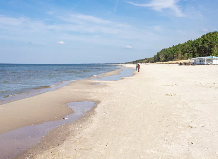 Jedną z atrakcji Krynicy Morskiej jest wyjątkowo szeroka plaża