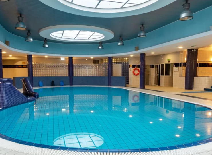 Hotel z basenem nad Bałtykiem pozwala się odprężyć niezależnie od pogody