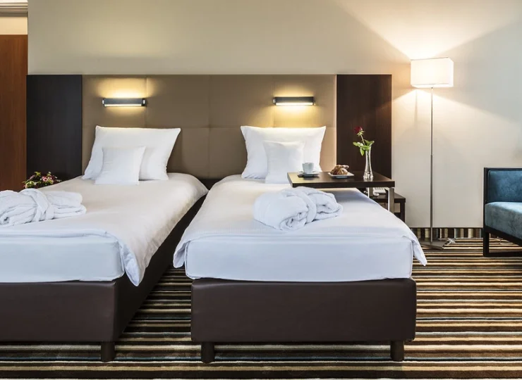 Łóżka w pokojach mogą być rozdzielne lub łączone