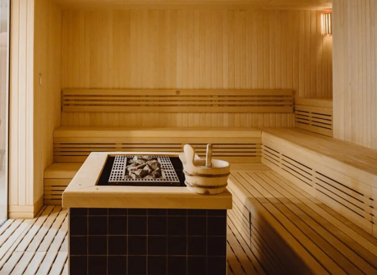 W strefie wellness jest oczywiście miejsce na relaks w saunie