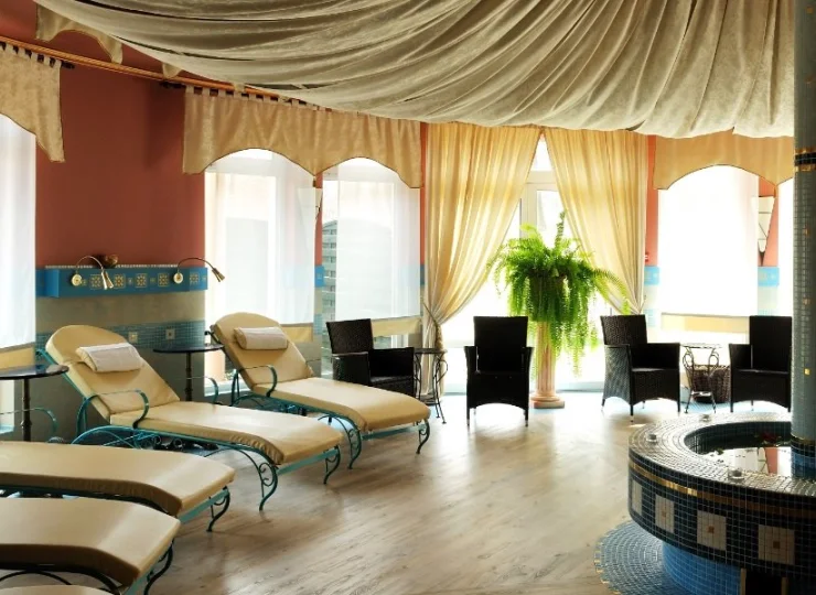 Klientów hotelowych czekają liczne atrakcje w pięknym Spa w stylu orientalnym