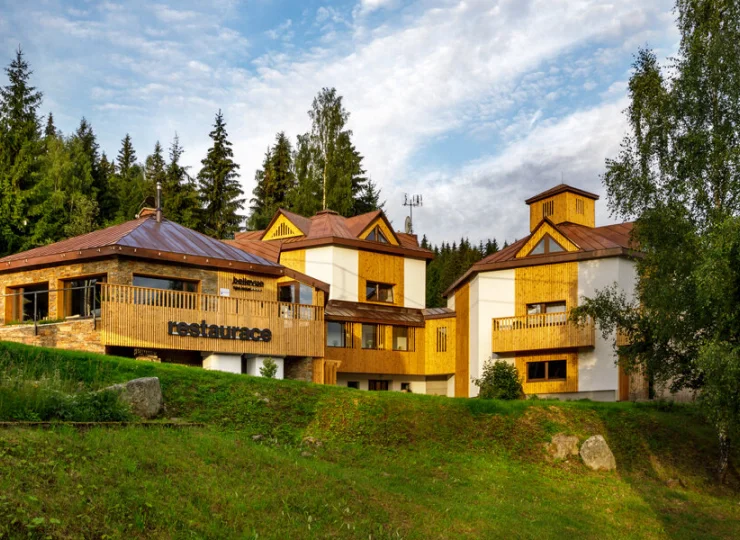 Ski & Spa Hotel Bellevue**** znajduje się w czeskim kurorcie Harrahovie