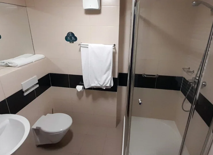 Łazienka pokoju standard