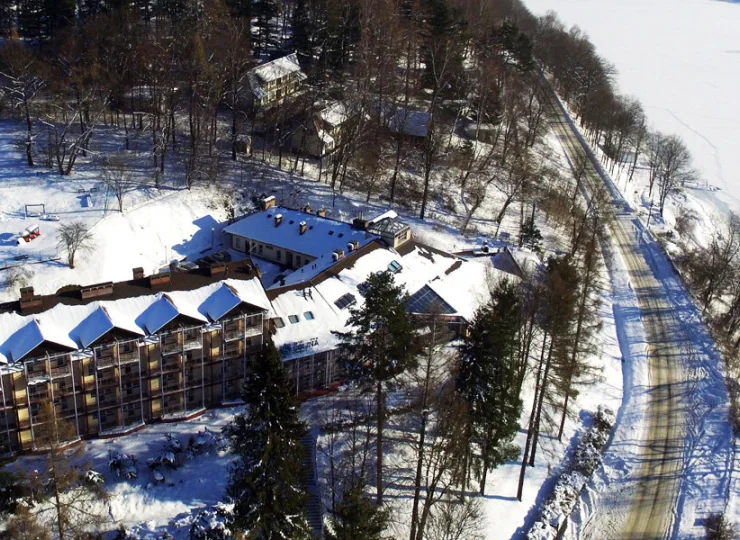 Hotel Solina jest położony w pięknym zakątku nad Jeziorem Myczkowieckim