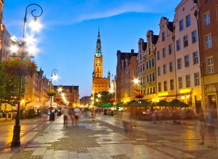 Z Focus Premium Gdańsk**** można łatwo dotrzeć do zabytkowego centrum Gdańska