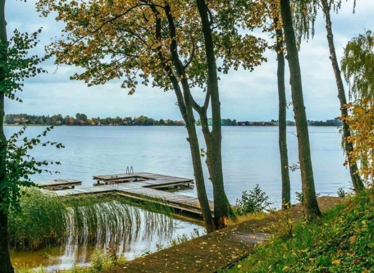 Atrakcje okolicy: jezioro Tałty