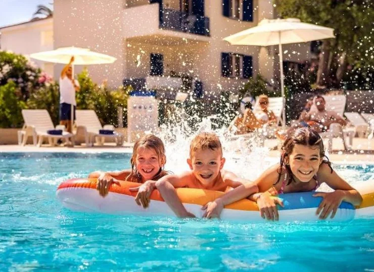 Port Residence to hotel z basenem na Korculi