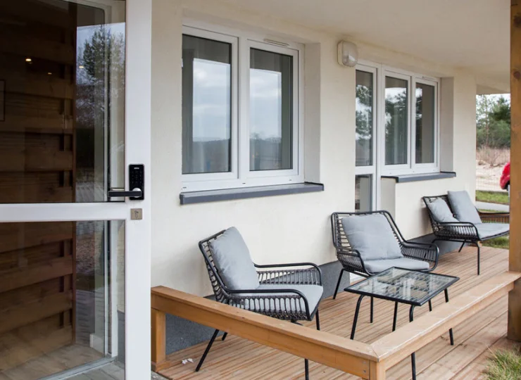 Każdy apartament ma własny balkon lub taras