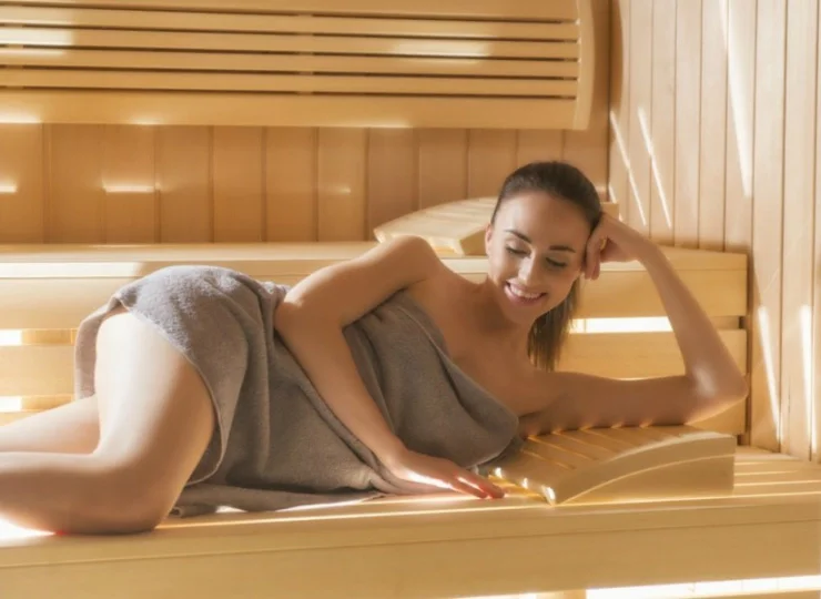 Dostępna jest sauna fińska, łaźnia parowa oraz ciepła tężnia solankowa