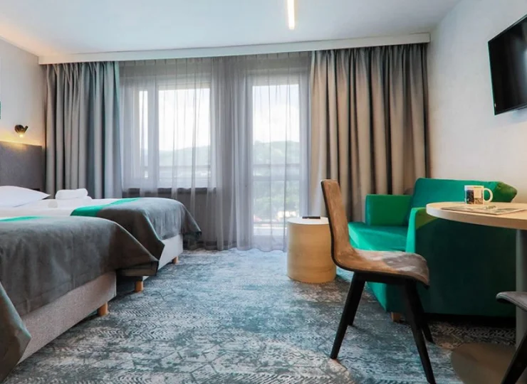 Hotel oferuje komfortowe pokoje, pokoje Standard przeszły remont w 2021 roku