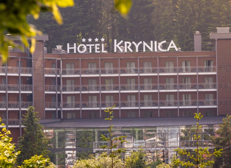 To hotel przyjazny rodzinom z dziećmi w Krynicy-Zdroju