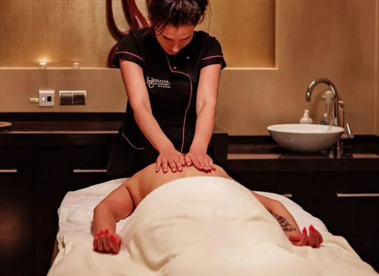 Jest także możliwość skorzystania z usług masażysty