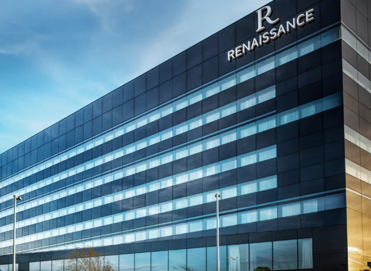 Hotel Renaissance Warsaw Airport to idealny wybór dla podróżnych