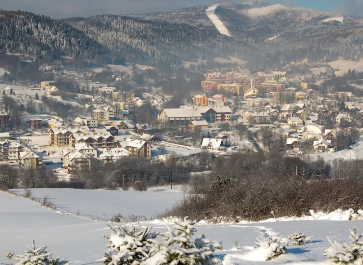 Krynica-Zdrój to prawdziwie górski kurort i centrum sportów zimowych