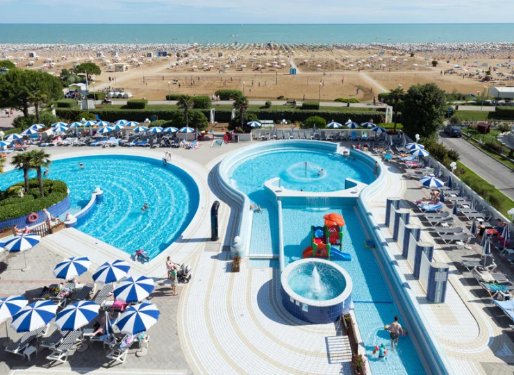 Aparthotel Imperial to wygodne miejsce przy samej plaży w Bibione