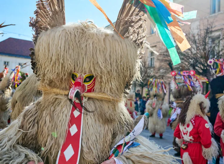 Zimową atrakcją w mieście Ptuj jest unikalny karnawał