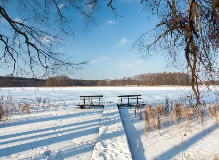 Mazury zimą zachęcają bajkowym krajobrazem