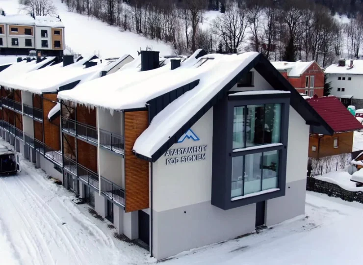 Aparthotel Pod Stokiem mieści się w Szczyrku - górskim kurorcie pod Skrzycznem