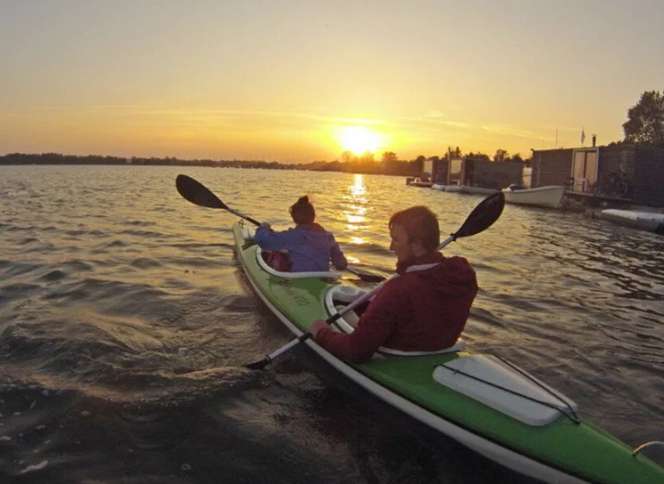 W HT Houseboats sporty wodne są na wyciągnięcie ręki