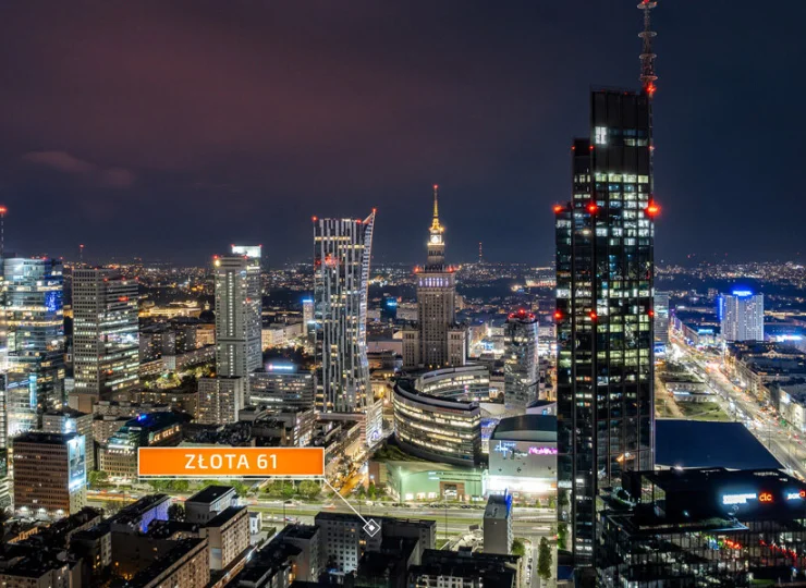 Tuż obok Varso Tower - najwyższy budynek w Polsce i Unii Europejskiej