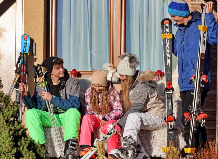 Spod Hilsona jeździ skibus bezpośrednio do ośrodka narciarskiego Jasna-Chopok