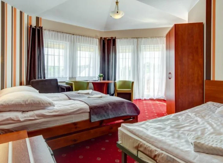 Villa Melody oferuje wygodnie wyposażone pokoje 2-, 3- i 4-osobowe