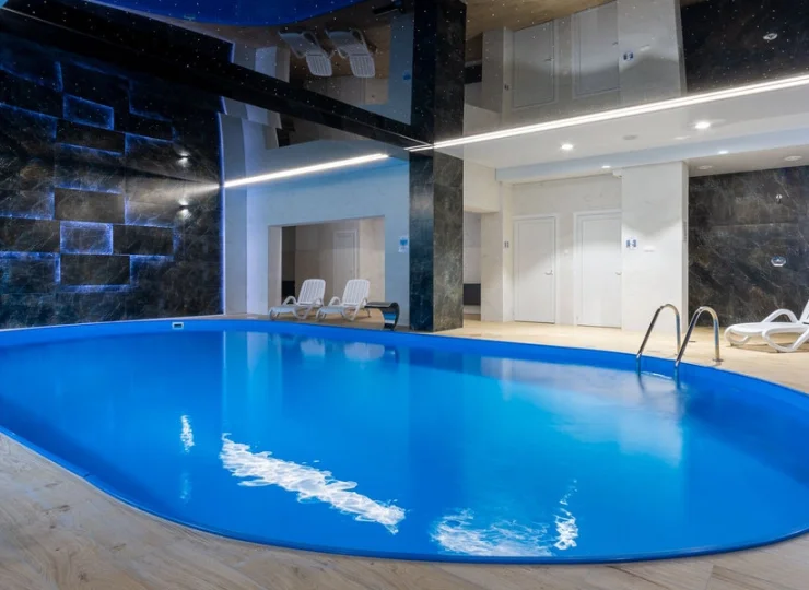 Oprócz Aquaparku Hotel Jan dysponuje basenem wewnątrz hotelu