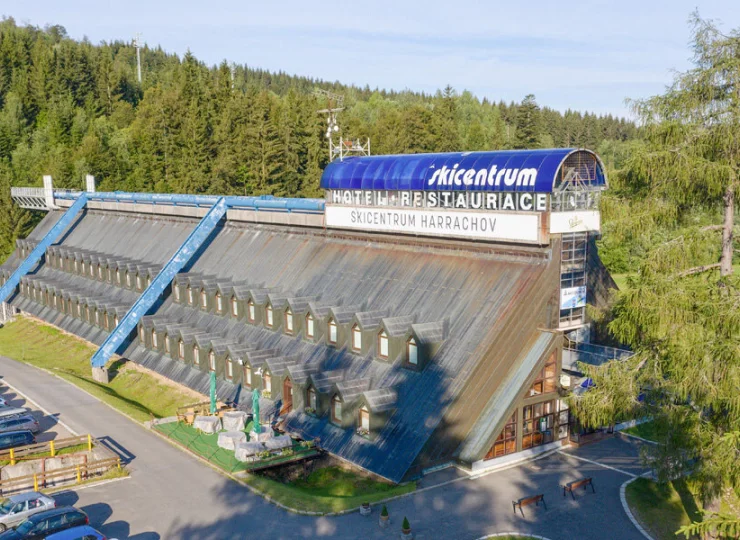 Hotel Skicentrum*** to propozycja dla miłośników wypoczynku na świeżym powietrzu