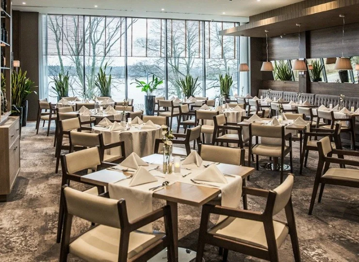 Restauracja Tiffi Brasserie oferuje dania lekkie, zdrowe i wykwintne