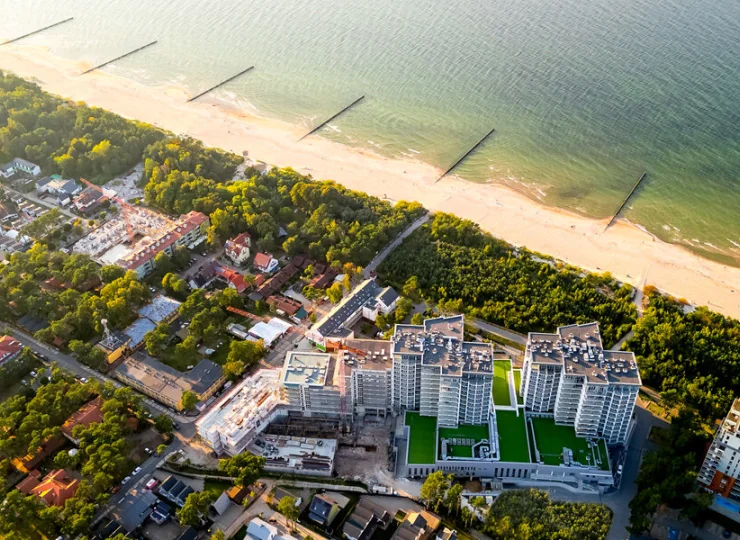 Porta Mare Active & Spa Resort wyrasta ponad plażę w Dziwnówku