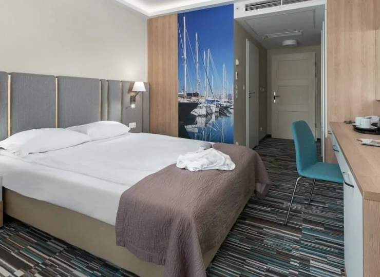 Hotel oferuje gościom komfortowe, przytulne i klimatyzowane pokoje