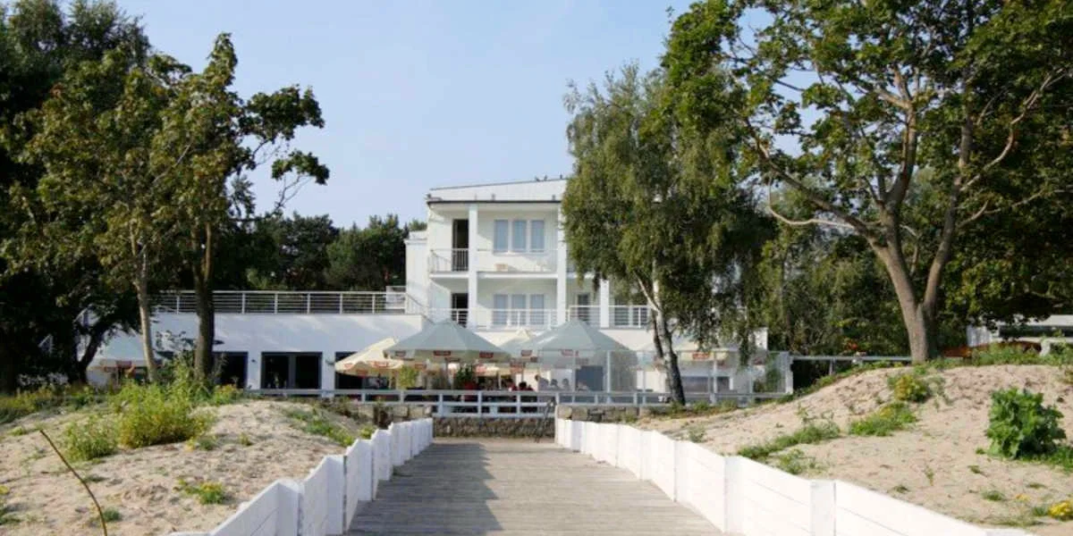 Bursztyn Hotel