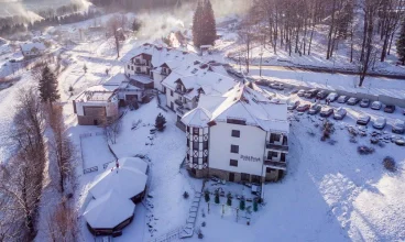 Dziki Potok to klimatyczny hotel położony w sercu malowniczych Karkonoszy