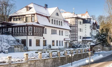 Hotel jest doskonale zlokalizowany - tuż obok Parku Zdrojowego