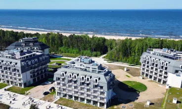 Platino Mare Resort & SPA ma piękną piaszczystą plażę na wyciągnięcie ręki