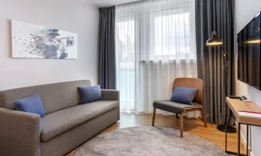 Obiekt oferuje nocleg w nowoczesnych apartamentach oraz pokojach typu studio