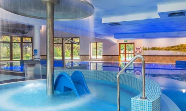 Atrakcją Hotelu Verde Montana jest Park Wodny Zielona wySPA z licznymi basenami
