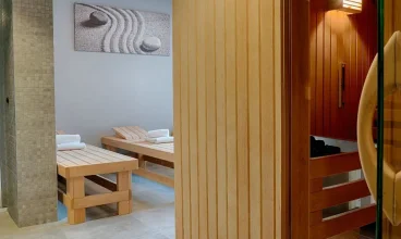 Na terenie obiektu znajduje się sauna i pokój relaksu