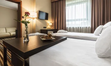 Hotel zapewnia komfortowy wypoczynek po pracy lub zwiedzaniu Warszawy