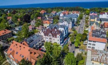 Atol SPA jest dogodnie zlokalizowany - zaledwie 400 m od plaży