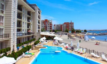 Hotel Festa Pomorie Resort znajduje się bezpośrednio nad Morzem Czarnym