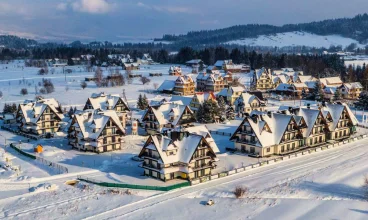 Sun & Snow Resorts Białka Tatrzańska jest malowniczo położony u podnóża Tatr