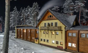 Hotel Bystrina *** jest położony pośród natury w Dolinie Demianowskiej