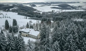 Hotel Zameczek to urokliwe i kameralne miejsce pośród pięknej przyrody