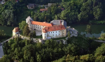 Zamek Ozalj - jedna z najbardziej znanych fortyfikacji Chorwacji 20 km od hotelu